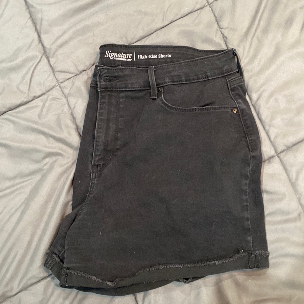 Levi Strauss Black Stretchy Shorts